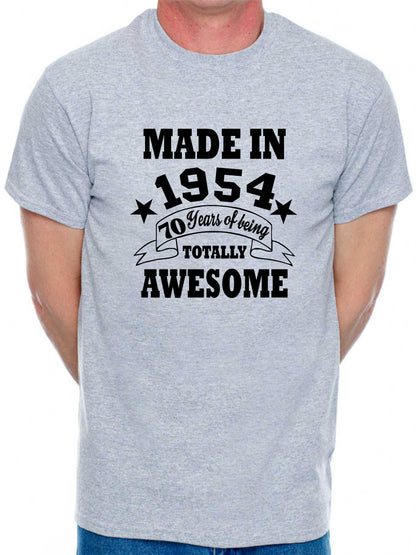 Made in 1954 70 Years of Being Awesome Men's T-Shirt 70th Birthday