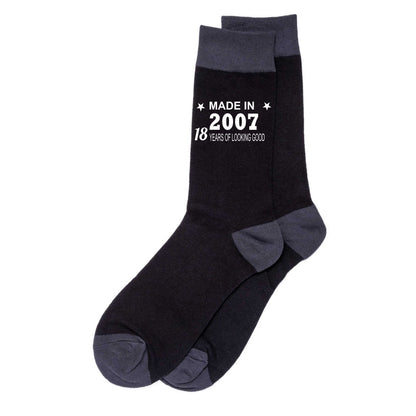 18th Birthday Born in 2007 Mens Novelty Socks Black 18 Year Old Gift