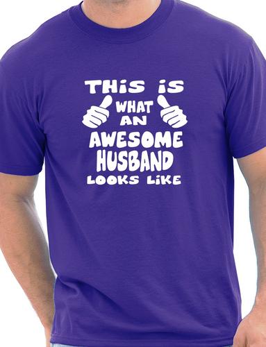 This Is What An Awesome Husband Looks Like T-Shirt